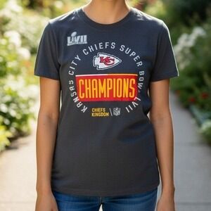 Nike Kansas City Chiefs Super Bowl LVII Champions T Shirt Womens Medium Gray NFL